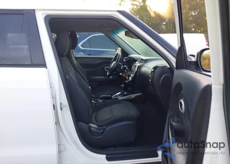 2015 Kia Soul + from USA, damaged, VIN KNDJP3A58F7143063